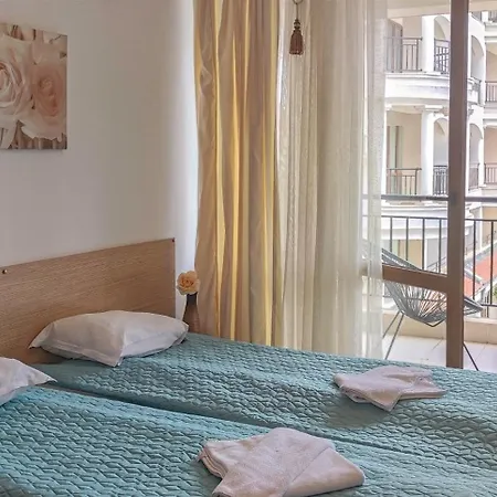 Pmg Laguna Aparthotel Sluneční pobřeží