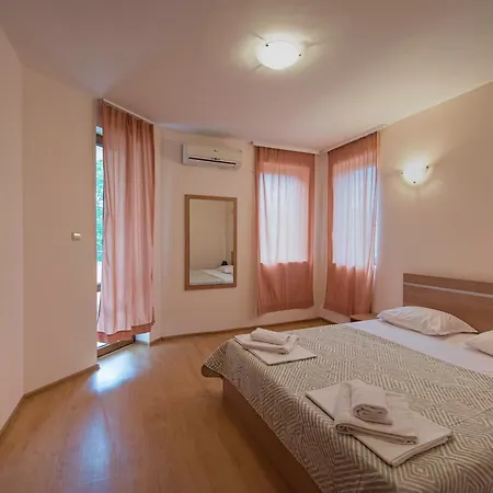 Pmg Laguna Sluneční pobřeží